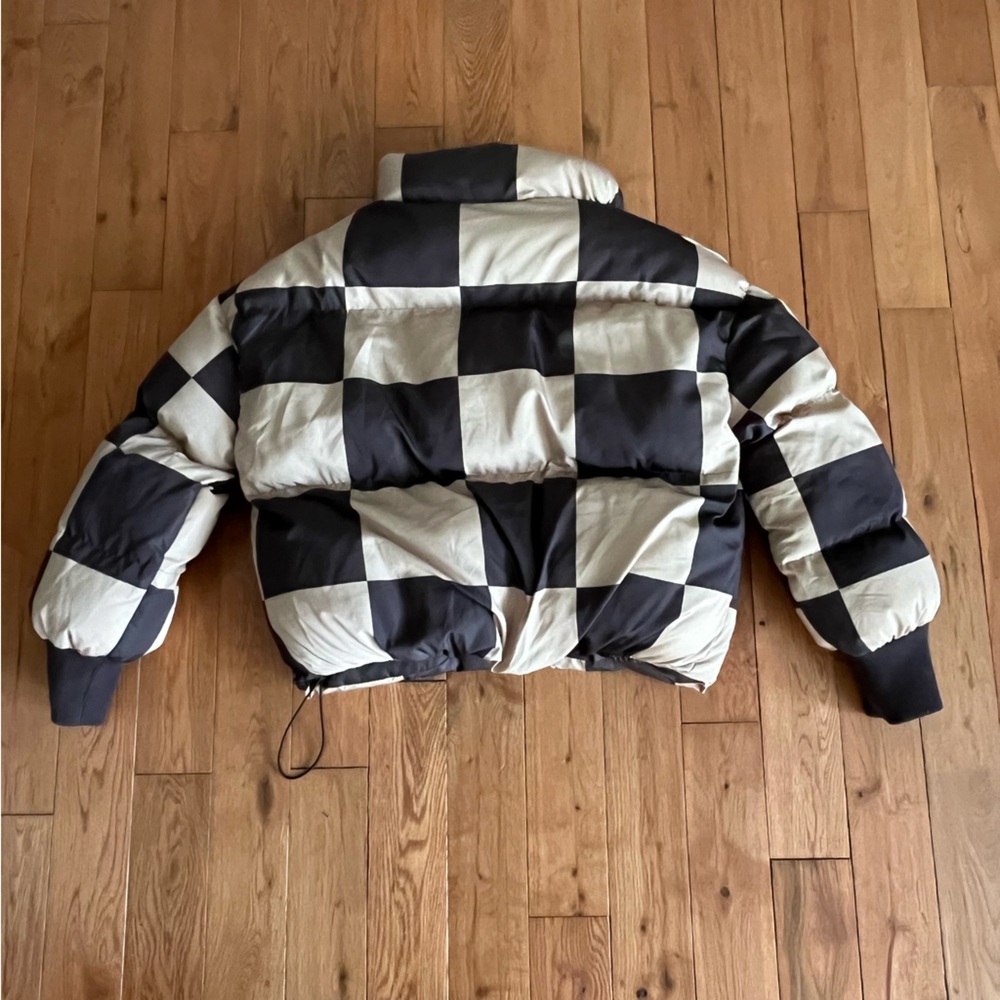 edikted Color Block Puffer Coat - Size XS - Picture 5 of 5